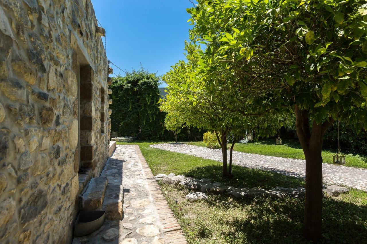Muazzo Creta Stone House, Nature Escape With Pool, By Thinkvilla Pigí Buitenkant foto